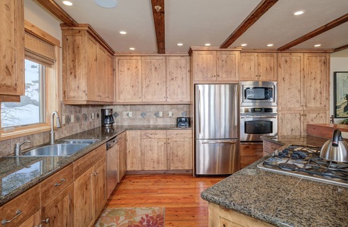 Big Sky House | Black Eagle Overlook | Ski-in/Out Luxury for Groups, Hot Tub