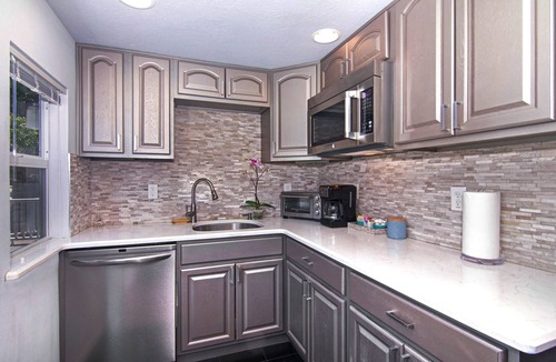 Cocoa Beach Cottage | Blue Sky Beach Cottage- 1 block to the beach and in downtown Cocoa Beach!