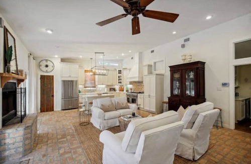 Mandeville Cottage | Blume Cottage-Historic 2BR Getaway, Walk to Lake Pontchartrain & Cafe's