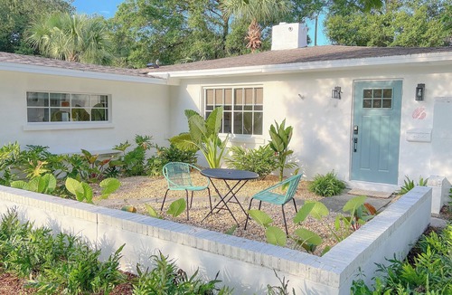 Vero Beach House | Boho Beach Villa- minutes to the ocean