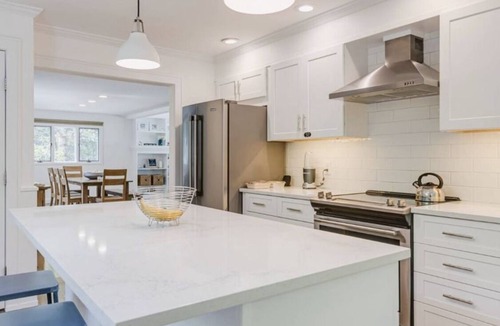 Northwest Harbor House | Book your summer Getaway- Heated Pool+Peloton Bike