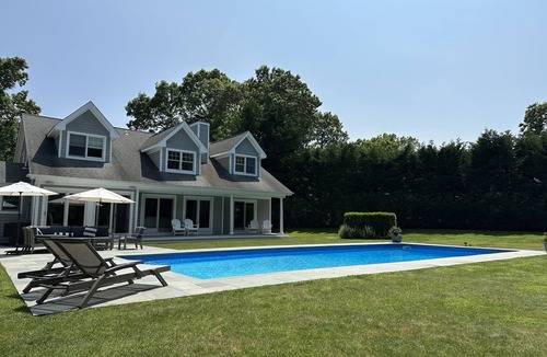 Bridgehampton House | Bridgehampton Home, Perfect for Families, Large Beautiful Secluded Pool