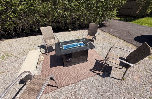 Bridgehampton House | Bridgehampton, NY cottage near Sag Harbor, NY. Elegant and modern.