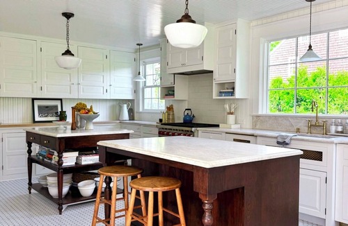 Bridgehampton House | Bridgehampton Village Historical with Beautiful Yard/Heated Pool, Walk to Town!