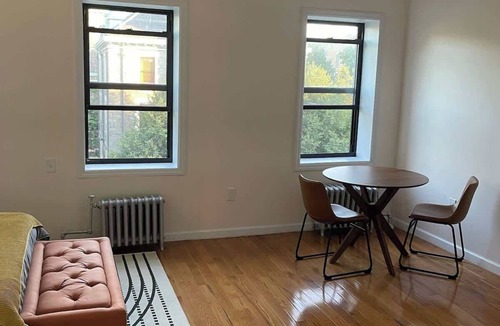 Bedford-Stuyvesant Apartment | Brooklyn bright studio apartment!