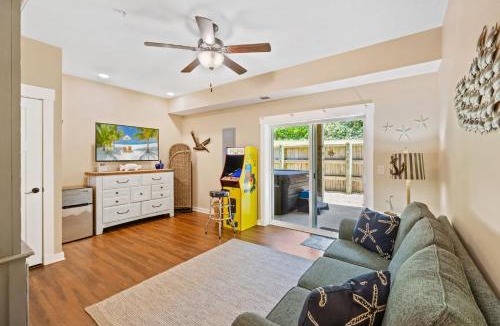 Bermuda Bay House | CC309A - Knot Stress-inn