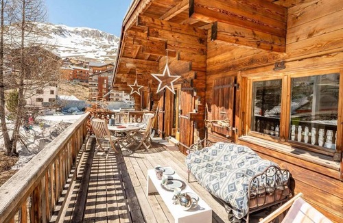 Le Lavachet Ski Chalet | Chalet, fireplace or stove, tv, ski locker, 130m², Tignes