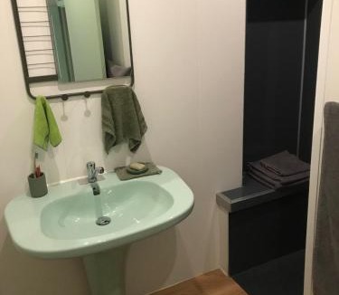 Brioude Bed & Breakfast | Chambre d'hôtes SDB WC privés centre historique de Brioude Auvergne