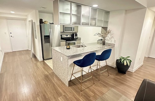 Stamford Apartment | Charming 1-bedroom apartment with WiFi, AC in wonderful Stamford