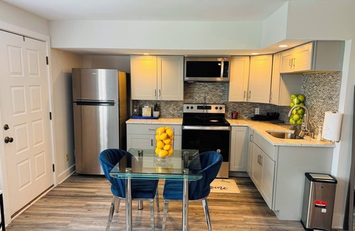 Danbury Apartment | Charming 1-bedroom Studio apartment in Danbury with Terrace