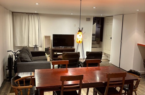 Washington Heights House | Charming 2-bedroom 1 Bathroom Kitchen Private Sleeps 4-5 Furnished historic NYC