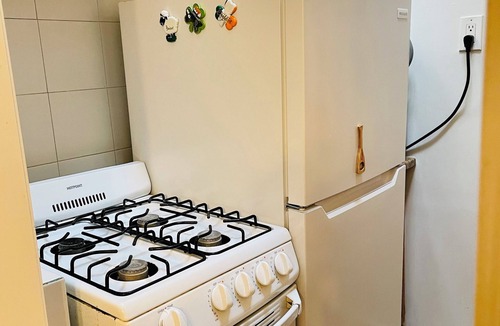 Koreatown Apartment | Charming 2-bedroom apartment in delightful New York with WiFi, AC