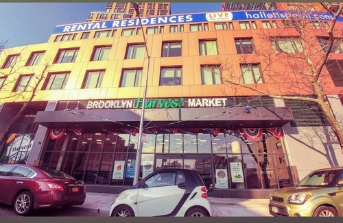 Queens Apartment | Charming 2-bedroom apartment with AC, WiFi everything you'll need in Astoria