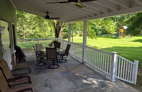 New Canaan Cottage | Charming 2 Bedroom Cottage in Peaceful New Canaan - Pet Friendly!