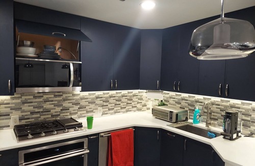 Brooklyn Condo | Charming 2-bedroom condo in fabulous Brooklyn with AC, WiFi, fitness equipment