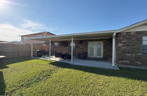 Little Woods House | Charming 2-bedroom house in New Orleans with WiFi and AC