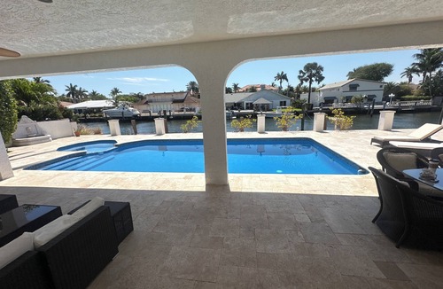 Tropic Isle House | Charming 4-bedroom house in delightful Delray Beach with WiFi, AC