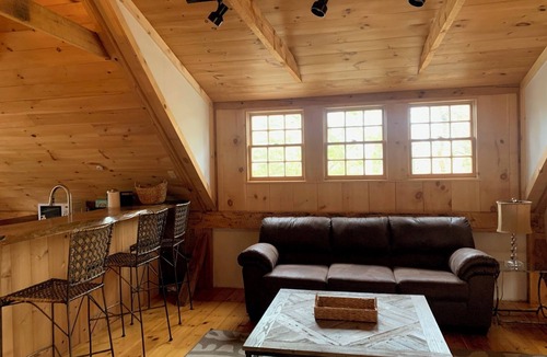 Fairfield House | Charming barn with 1 bedroom and WiFi, AC in lovely Fairfield, CT