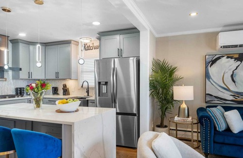 Maplewood Apartment | Charming, Modern 3BR Maplewood Home