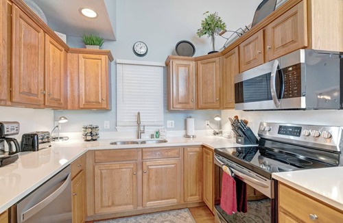 Seven Devils House | ChrisP View- Mtn House, Mtn View, Pet-Friendly, Gas Fireplace