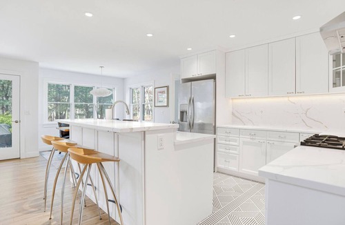 Northwest Harbor House | Classic East Hampton Home Perfect for Families Close to Town and Beaches