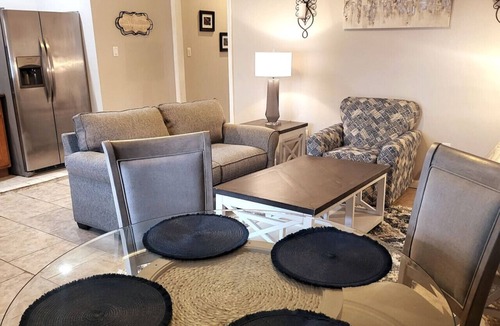 Algiers Point Apartment | Comfortable 2 Bedroom Apt Algiers Point