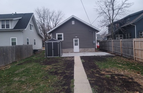 Cedar Rapids House | Completely remodeled house with all the amenities minutes from downtown.
