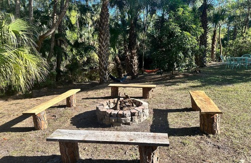 Jupiter Farms Cottage | Connect with Nature at Headwaters Retreat in Jupiter Farms
