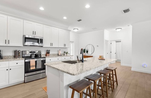 Pelican House | Coral Soleil Haus | Gulf Access, Heated Pool, Sunsets + Game Room