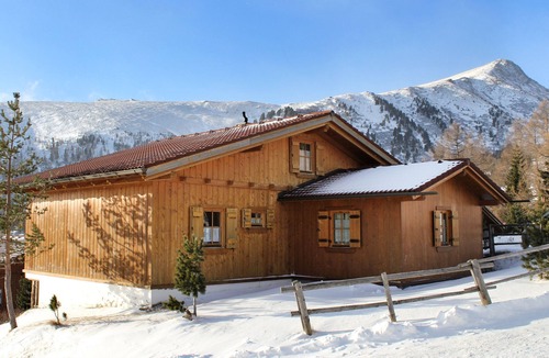 Reichenau House | Cosy chalet with sauna, fireplace - fully equiped, 1800 m above sealevel