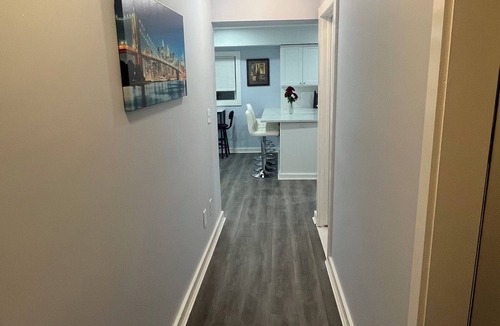 Park Hill Apartment | Cozy 2-bedroom apartment in wonderful Yonkers close to NYC
