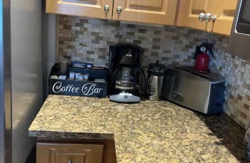 Lake Clarke Shores Villa | Cozy 2 bedroom Lakeview Villa|King & Queen Beds