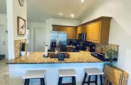 Lake Clarke Shores Villa | Cozy 2 bedroom Lakeview Villa|King & Queen Beds