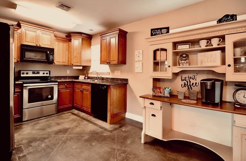 Hammond House | Cozy Hammond Hideaway Home located 10 minutes from Southeastern University