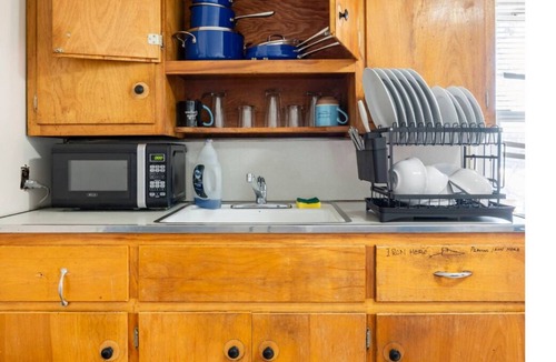 Franklin Square Apartment | Cozy & private rooms, serene neighborhood.JFK 15mins,UBS Arena & NYU Hosp. 8mins