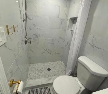 Hempstead Apartment | Cozy Private Two Bedroom Basement Apartment