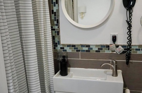 Union City Apartment | Cozy studio with 1 bedroom, 15 mins away from NYC