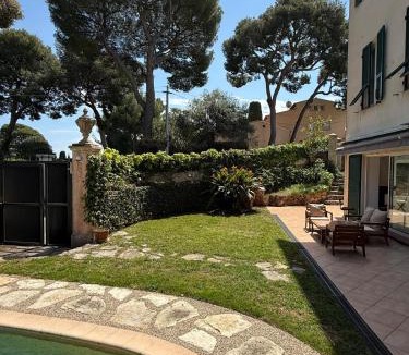 Cap-Ferrat Villa | Cozy Villa Saint-Jean-Cap-Ferrat