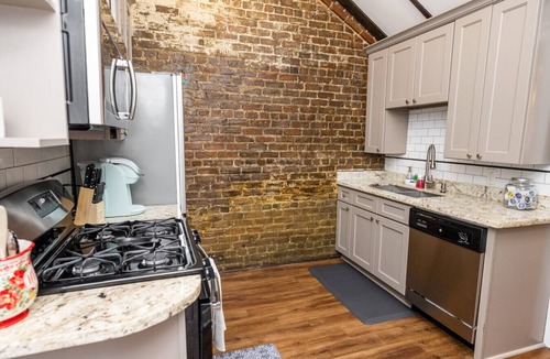 Saint Roch House | Daniel`s Marigny Creole Cottage - Close to Frenchmen Street - Historic Getaways