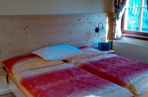 Sankt Oswald Apartment | Doppel- Oder Dreibettzimmer - Alte Schule