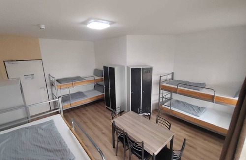 Trudering-Riem House | Dormitory-Shared Bathroom