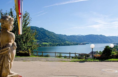 Stiegl House | Double room, shower/WC partly separate in the room - Hotel Ossiacher See*