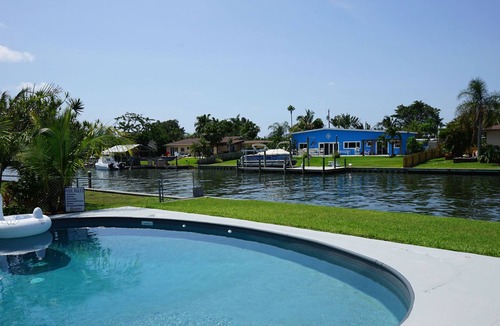 Venetian Way House | Drop Dead Gorgeous Waterfront Retreat