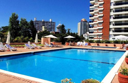 Aidy Grill Apartment | Edificio Long Beach