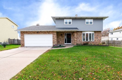 Eldridge House | Eldridge 4BD Family Retreat Near Top Sports Complexes