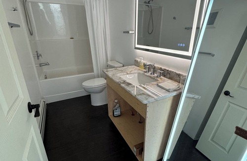 Sheridan House | Entire floor, includes a private balcony, private room and private bathroom.