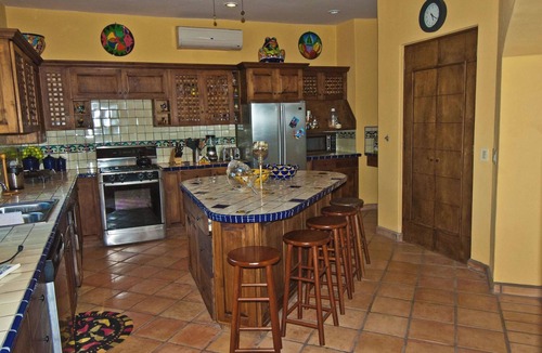 Loreto House | Escape To An Ocean Front Five Star Paradise : A 10 minute walk into Loreto