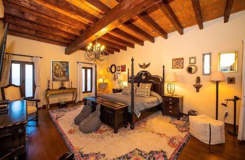 Zona Centro House | Exclusive Luxury Guest Center House