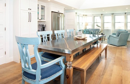 Minot Cottage | Expansive Coastal Views, 3 bed, 2 bath cottage, newly renovated