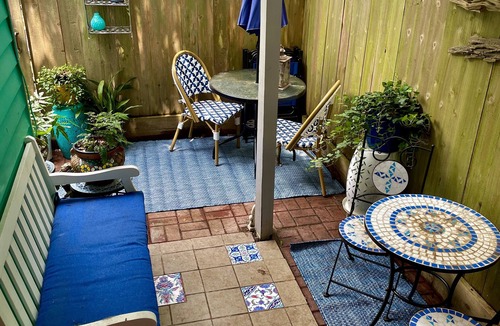 East Carrollton House | Experience Charm & Beauty of Authenitc New Orleans 1 Br. Home with Patio Garden
